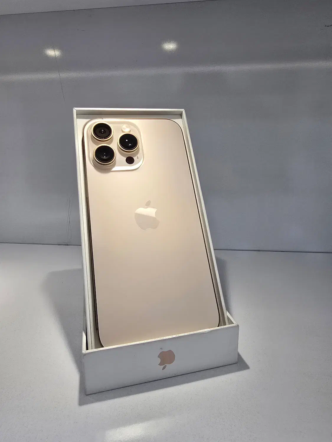 16pro 256G|موبایل|اصفهان, گلزار|دیوار