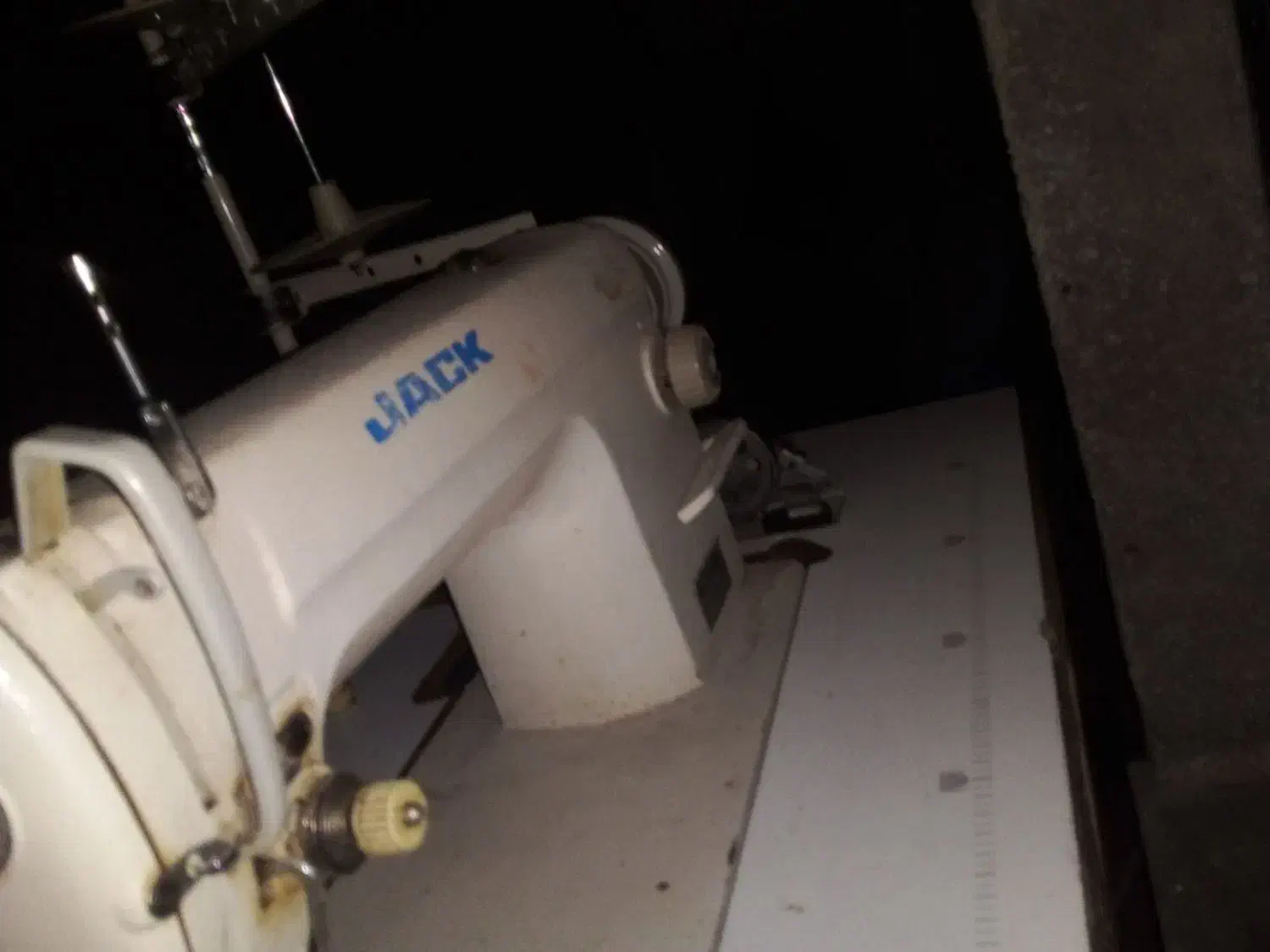 چرخ خیاطی|چرخ خیاطی و ریسندگی|گرمی, |دیوار