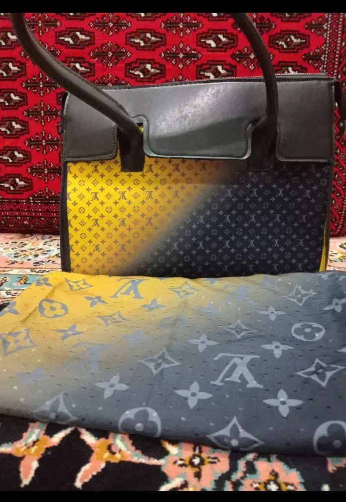 کیف وروسری ست زیبا|کیف، کفش، کمربند|قم, زنبیل آباد|دیوار