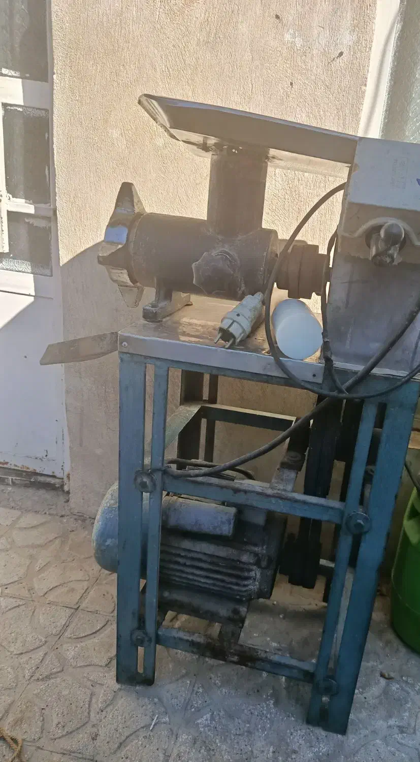 چرخ گوشت صنعتی|کافی‌شاپ و رستوران|شیراز, جوادیه|دیوار