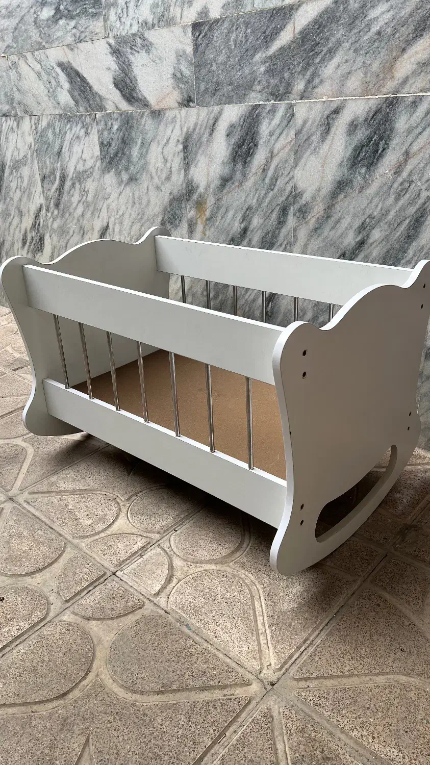 گهواره نوزاد|تخت و صندلی بچه|مشهد, کوی المهدی|دیوار