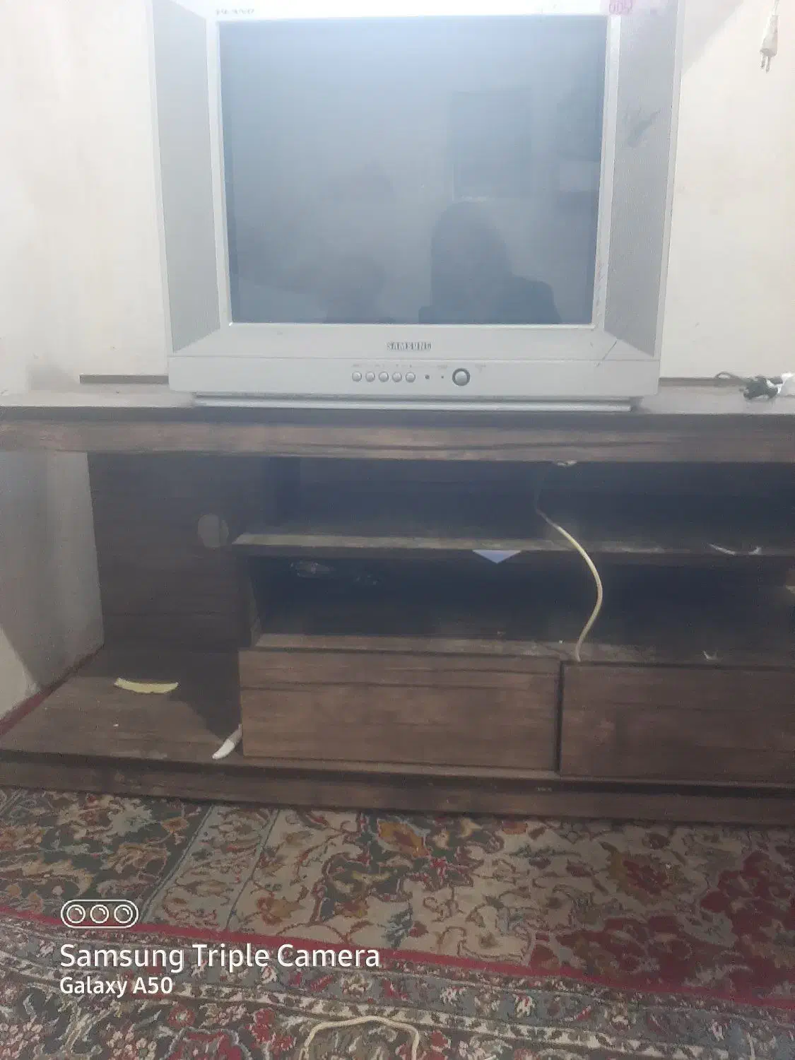 تلویزیون سامسونگ ویک عدد دستگاه دیجیتال  فلش خور|تلویزیون و پروژکتور|تهران, جوانمردان (اندیشه)|دیوار