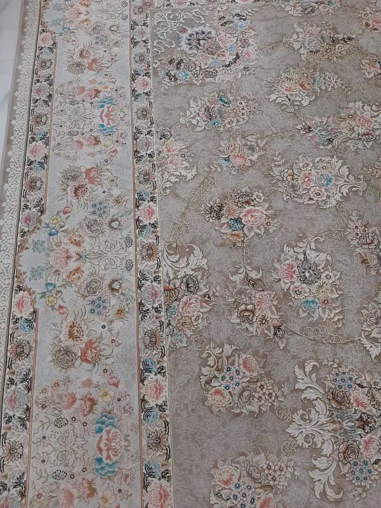 یک عدد فرش ۱۲متری در حد|فرش|املش, |دیوار