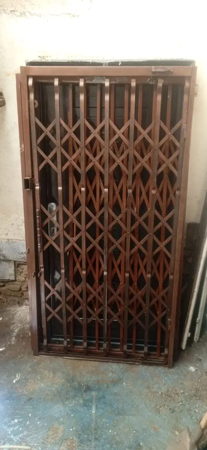 پخش و نصب درب آکاردوانی نو و دست دوم|مصالح و تجهیزات ساختمان|بومهن, |دیوار