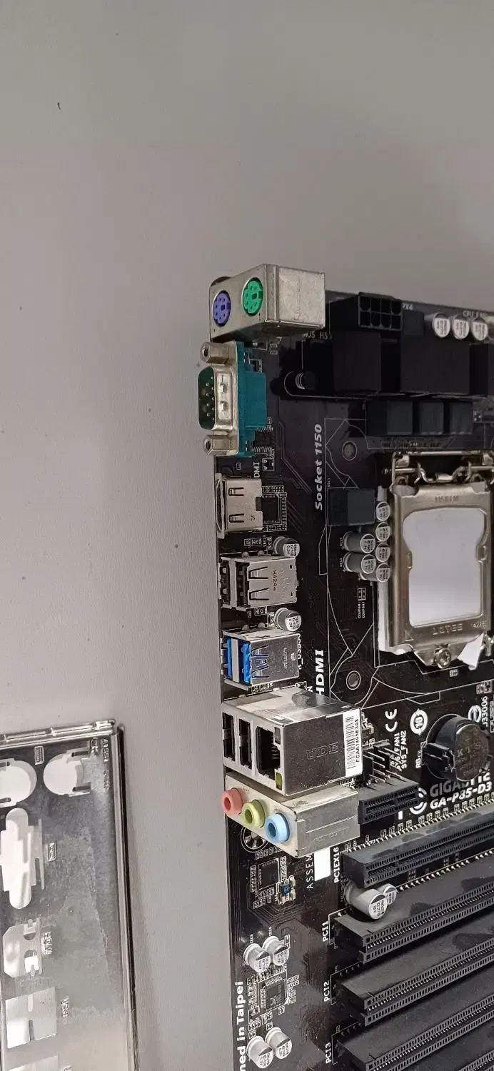 مادربرد P85 GIGABYTE|قطعات و لوازم جانبی رایانه|شیراز, شهرک پرواز|دیوار