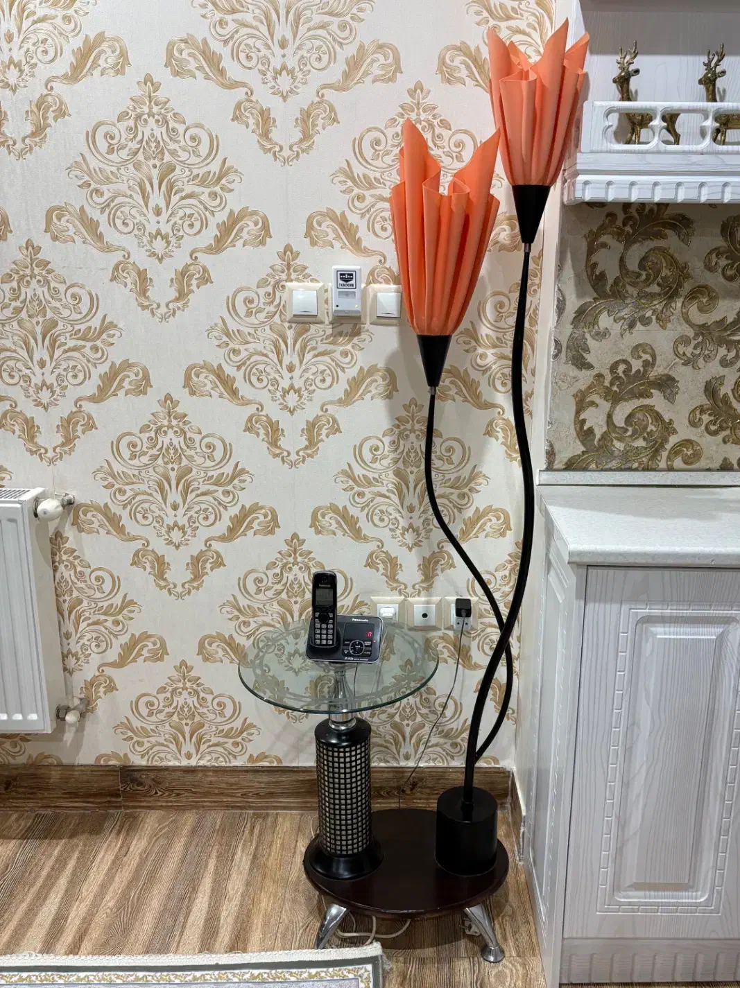 میز تلفن|میز تلفن|گلپایگان, |دیوار