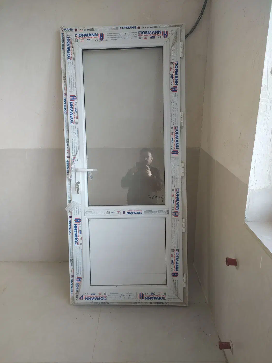 درب یو پی وی سی پنجره آلومینیومی|مصالح و تجهیزات ساختمان|همدان, |دیوار