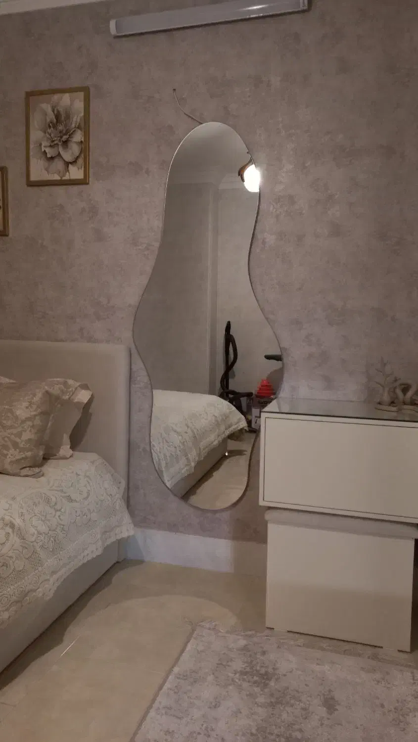 آیینه قدی|آینه|کاشان, عربها|دیوار