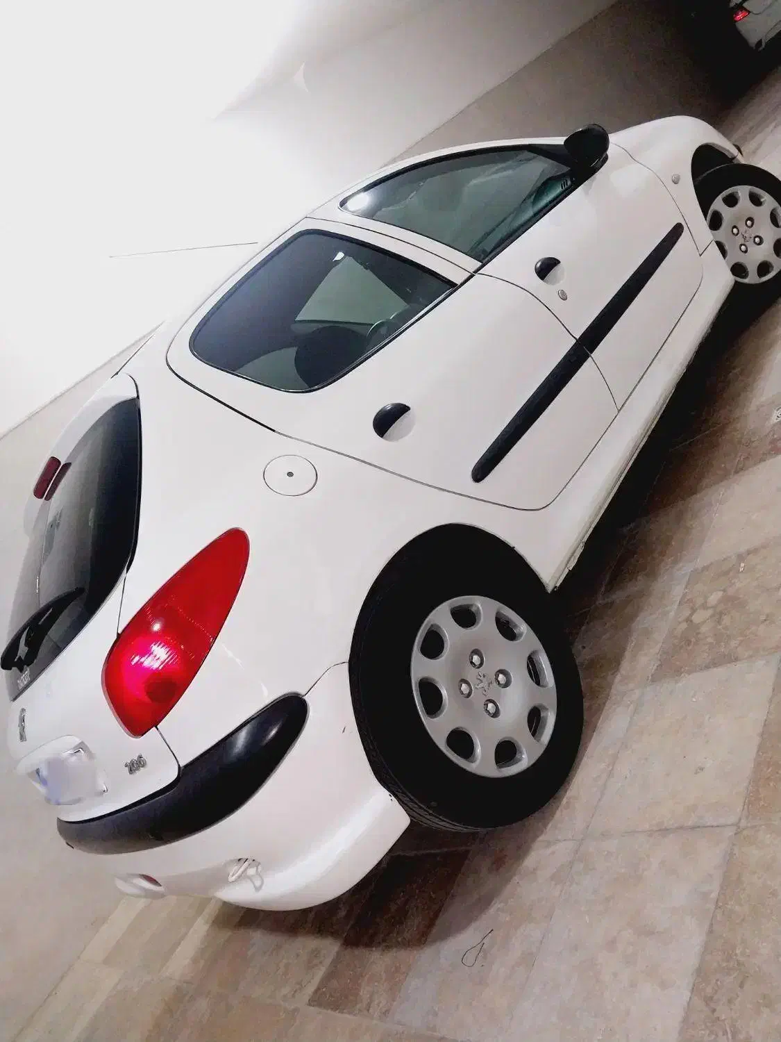 206 مدل 97|خودرو سواری و وانت|تهران, استاد معین|دیوار