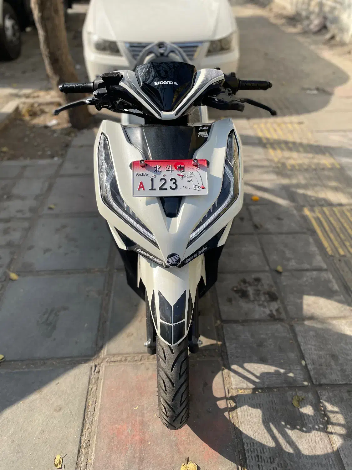 کلیک واریو 150 سالار گستر فروش فوری|موتورسیکلت|تهران, امیریه|دیوار