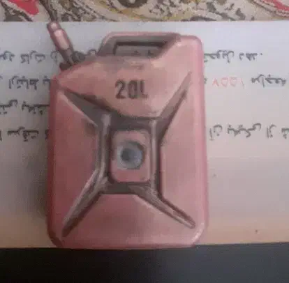 دم سوییچی پوت( گالن۲۰لیتری)|صنایع دستی و سایر لوازم تزئینی|بروجرد, |دیوار