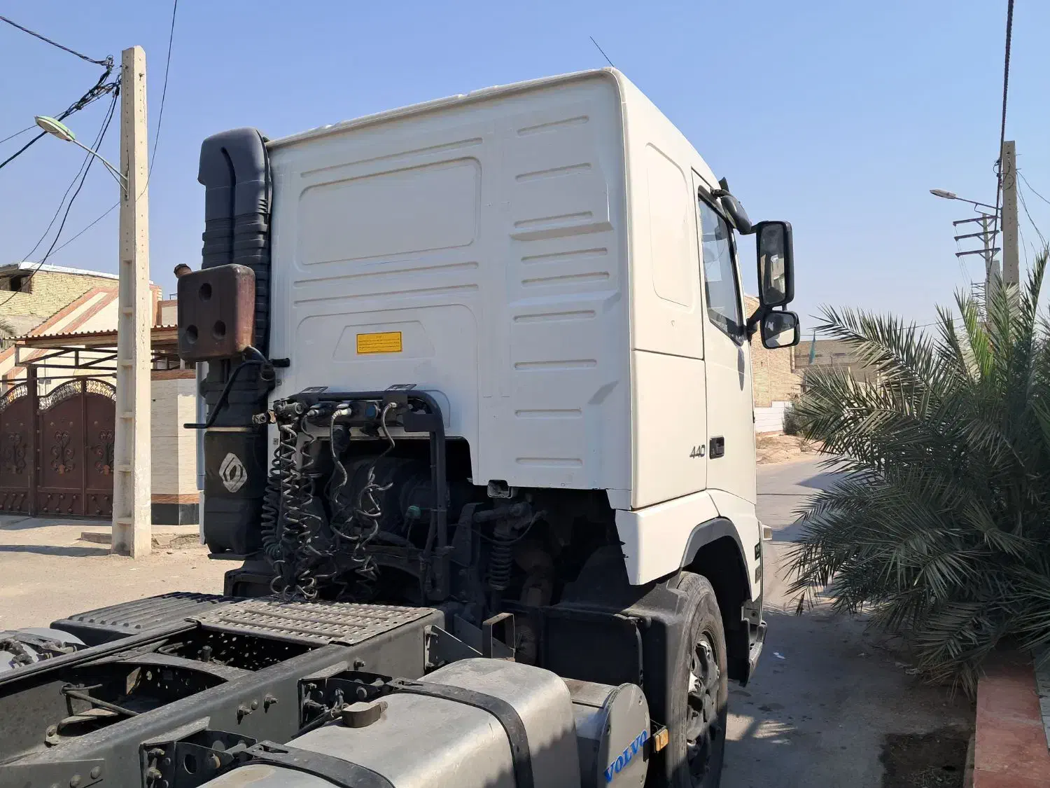 اف  اچ ۱۳|خودرو سنگین|باوی, |دیوار