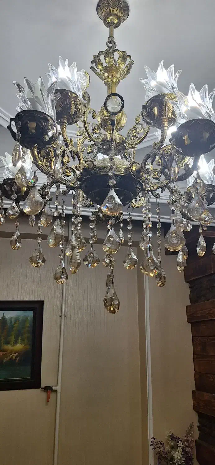 لوستر و ساعت برنجی|لوستر و چراغ آویز|لاهیجان, کوی خزر|دیوار