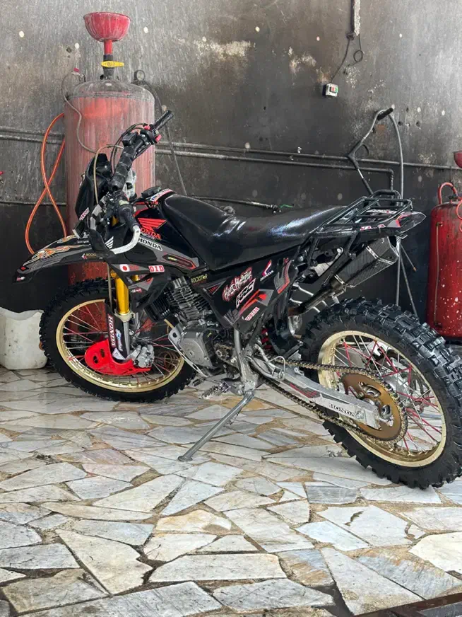 تریل روان اصلی فول لوازم|موتورسیکلت|قم, آزادگان|دیوار