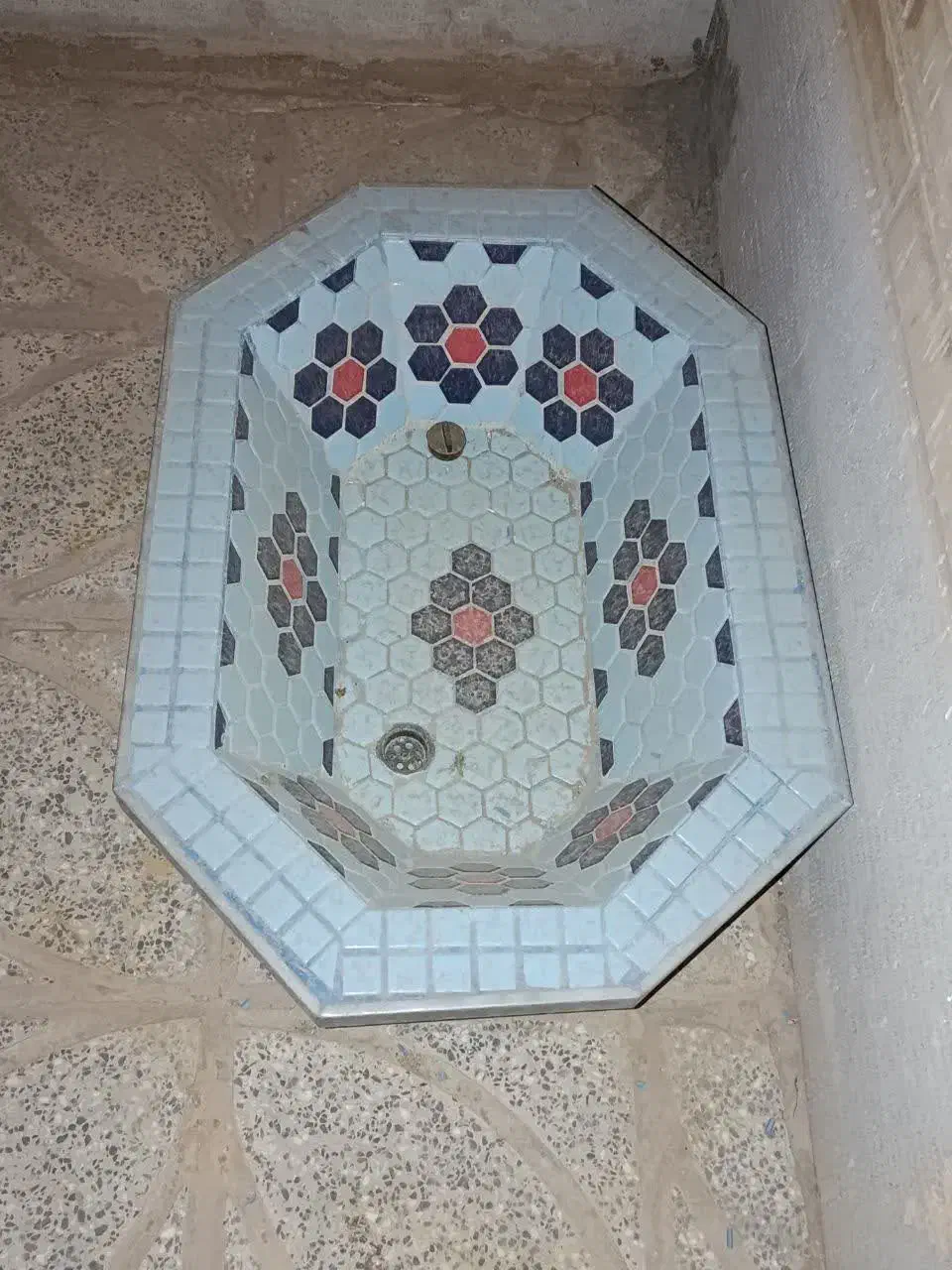 حوضچه|صنایع دستی و سایر لوازم تزئینی|تیران, |دیوار