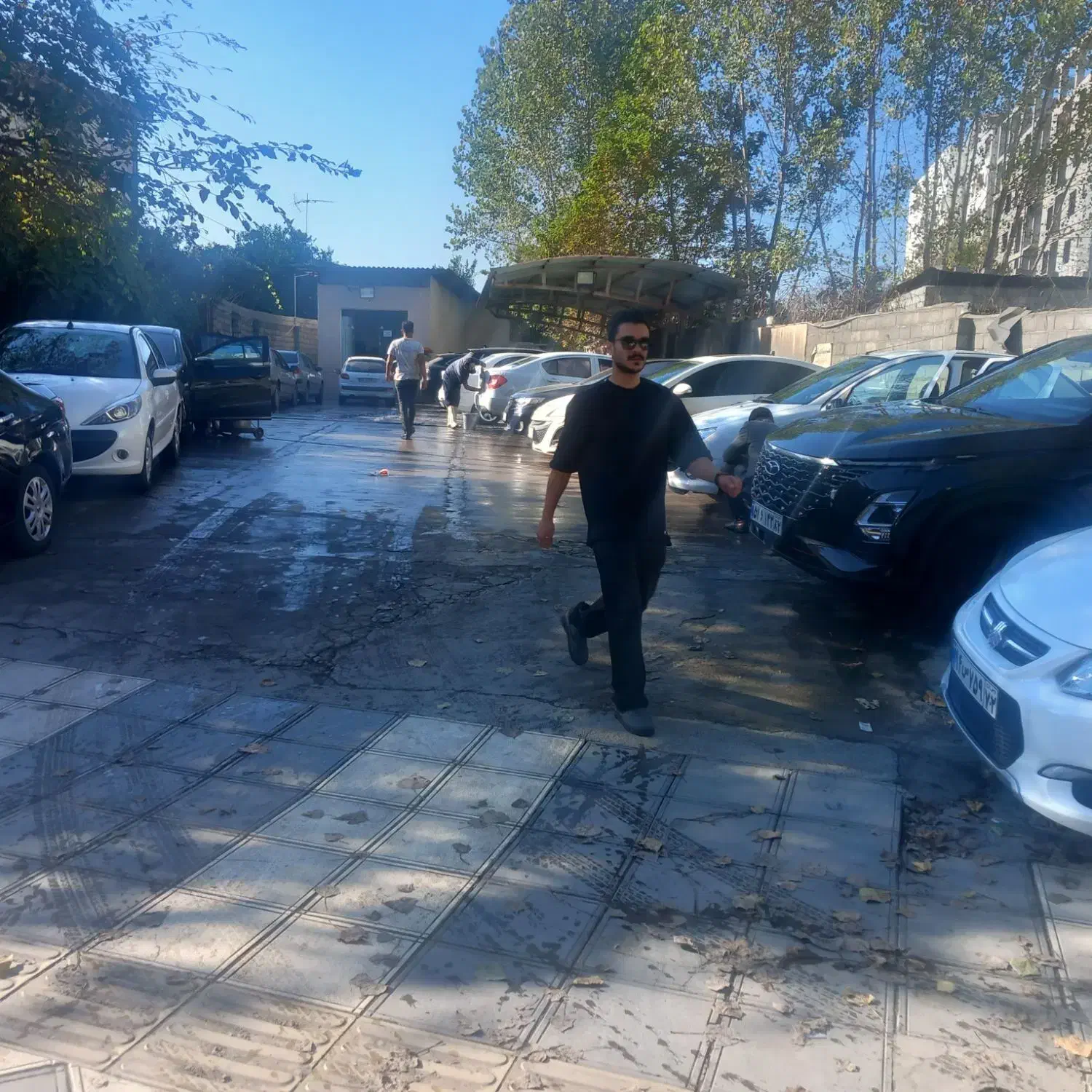 به دو کارگر کارواش کار ماهر نیازمندم|استخدام سرایداری و نظافت|چالوس, |دیوار