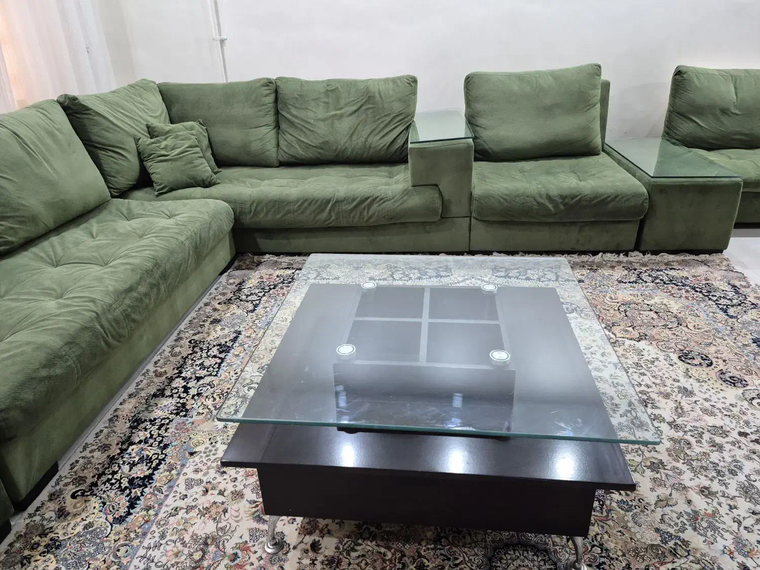 مبلمان ۹ نفره راحتی سبز رنگ|مبلمان خانگی و میز عسلی|اهواز, فاز ۱ پادادشهر|دیوار