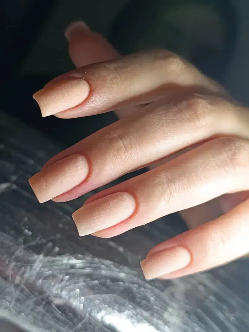 ترمیم و کاشت ناخن|خدمات آرایشگری و زیبایی|شیراز, شهرک رضوان|دیوار