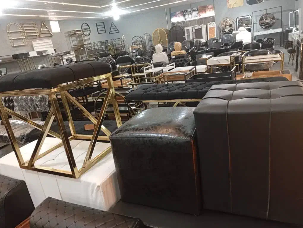 پاف چرم لاوست|صندلی و نیمکت|حمیدیا, |دیوار