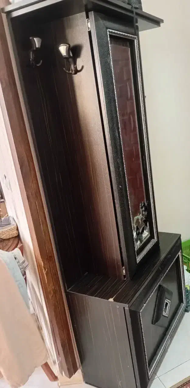 جاکفشی|جاکفشی، کمد، دراور|ماهدشت, |دیوار