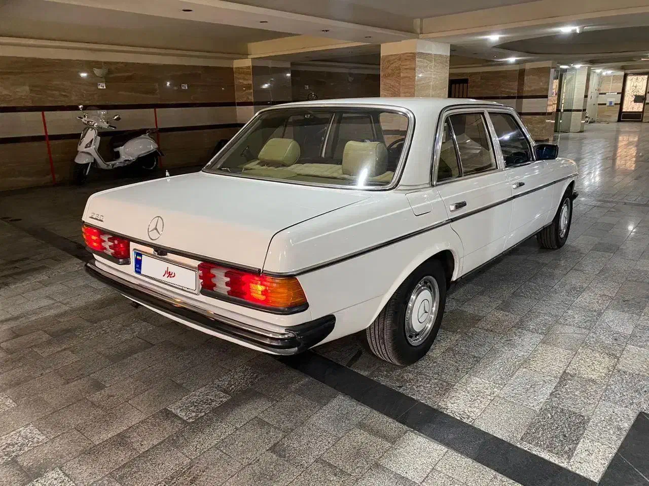 بنز  ۲۳۰ دانشجویی|خودرو کلاسیک|تهران, حکیمیه|دیوار