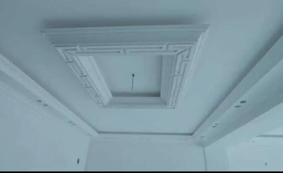 کچکاری لکه گیری گچ خورده کاری سفید کاری استرو رویه|خدمات پیشه و مهارت|قم, عمار یاسر|دیوار