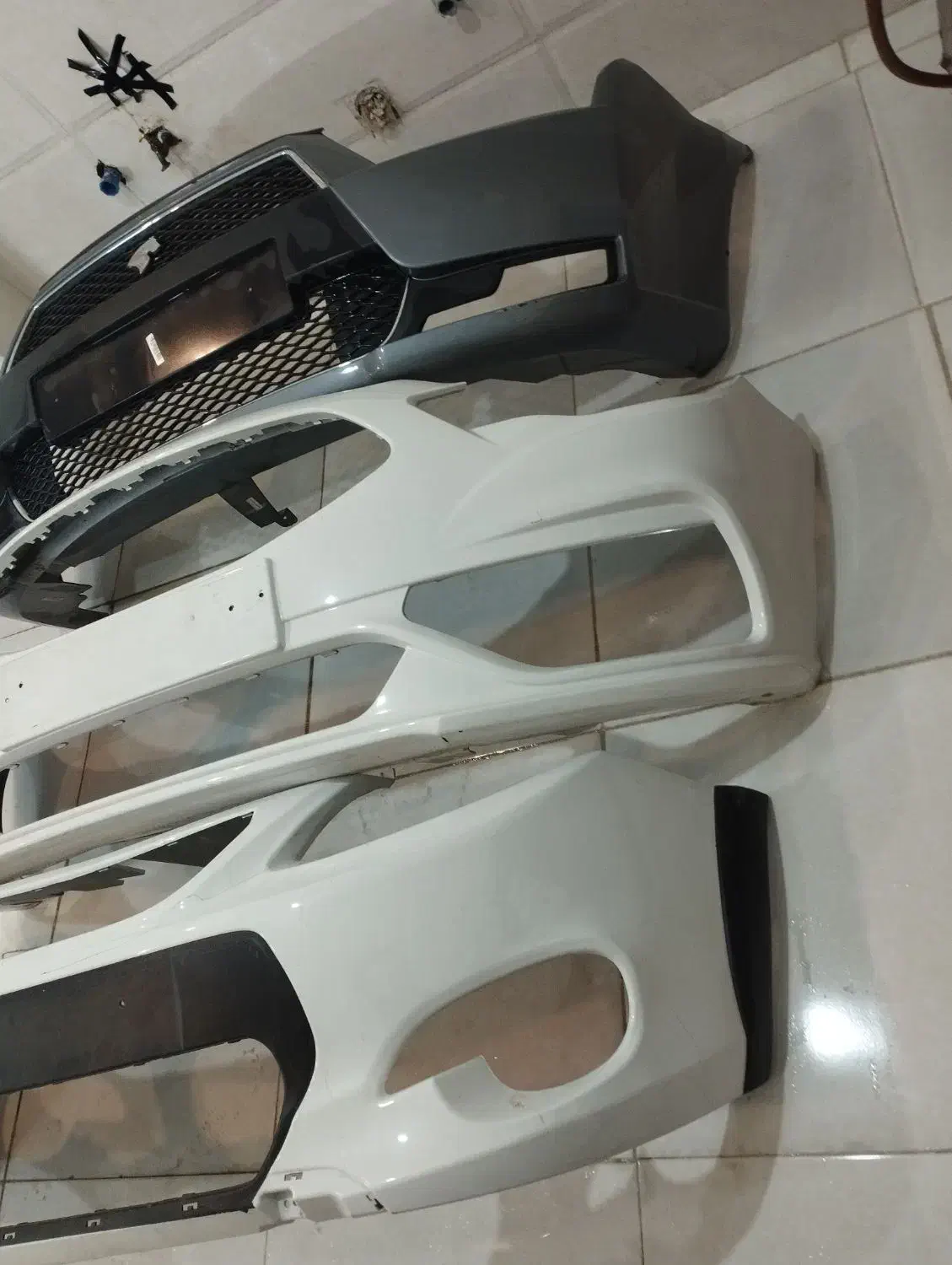 سپر چراغ کاپوت گلگیر|قطعات یدکی و لوازم جانبی|قم, تعویض پلاک|دیوار