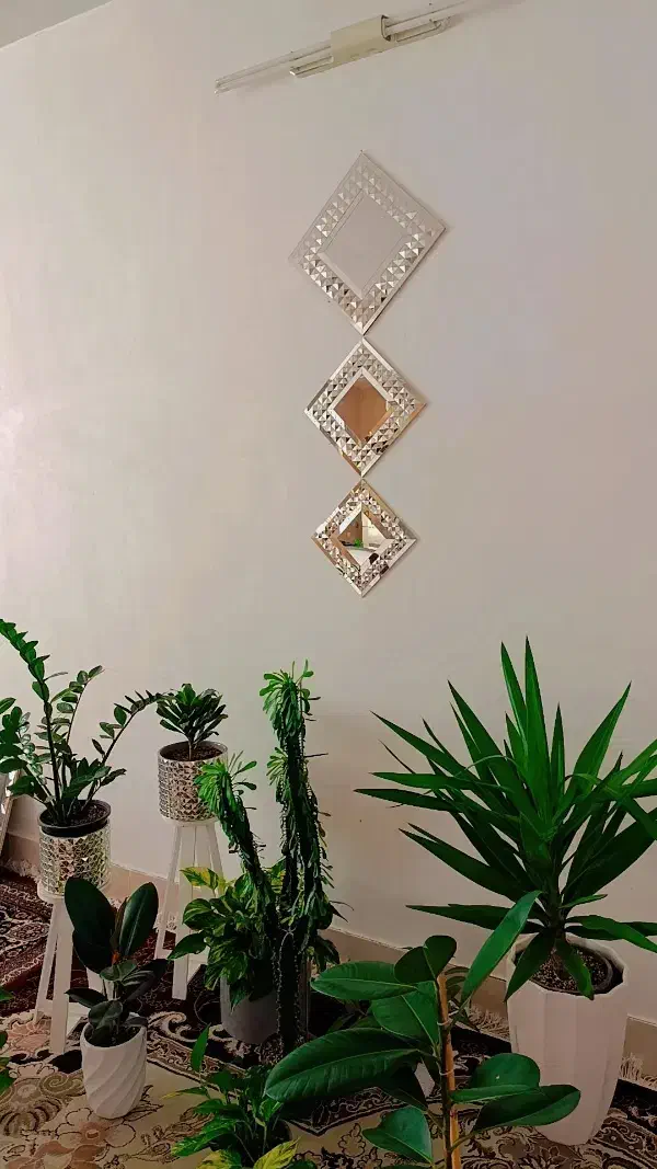 آینه|آینه|قائن, |دیوار