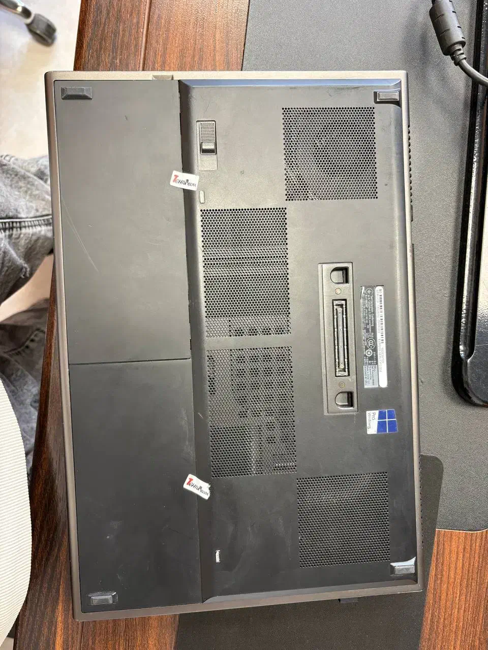 لب تاب گرافیک‌دار سالم بدون ایراد|رایانه همراه|اندیشه, اندیشه فاز ۴|دیوار