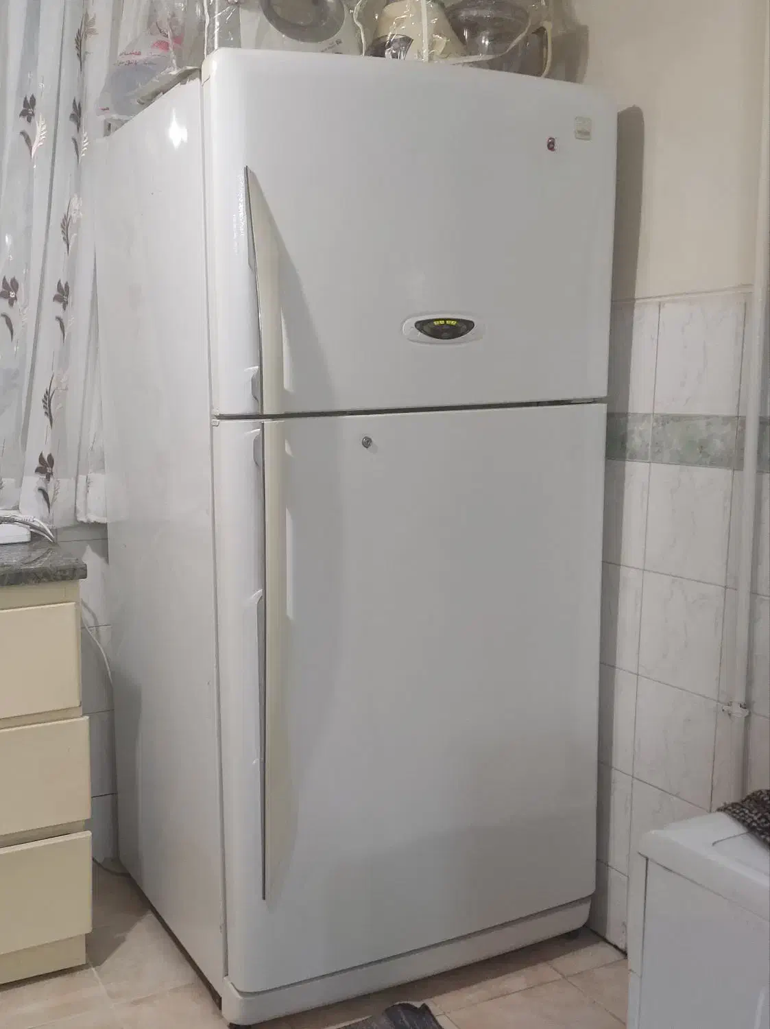 فقط خریدار کالا تماس بگیرد|یخچال و فریزر|همدان, |دیوار