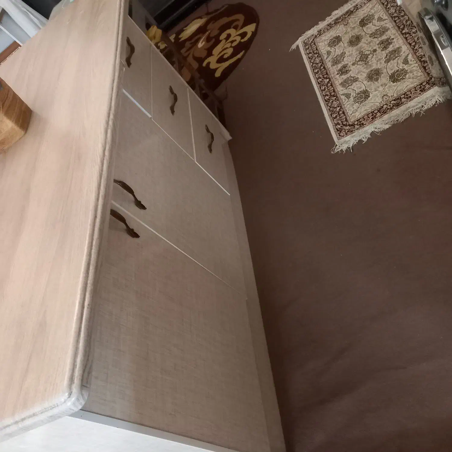 میز جزیره|میز و صندلی غذاخوری|اسلام‌شهر, مطهری|دیوار