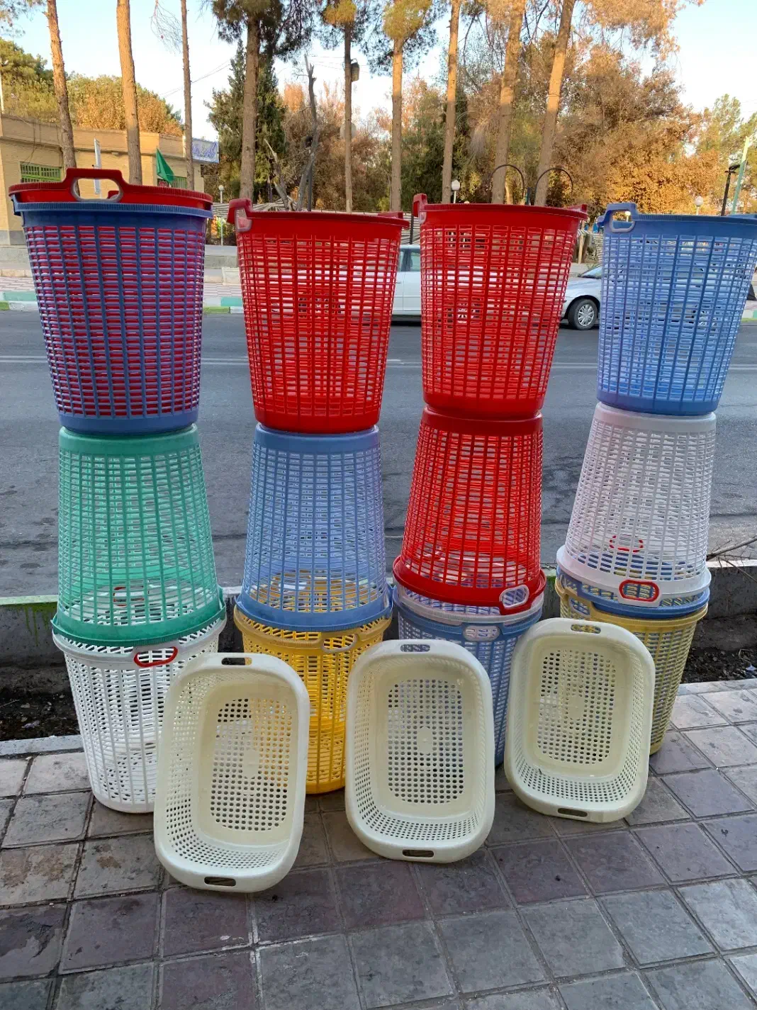 حراج تعدادی سبد لباسی فقط ۱۹۸|حراج|رفسنجان, |دیوار