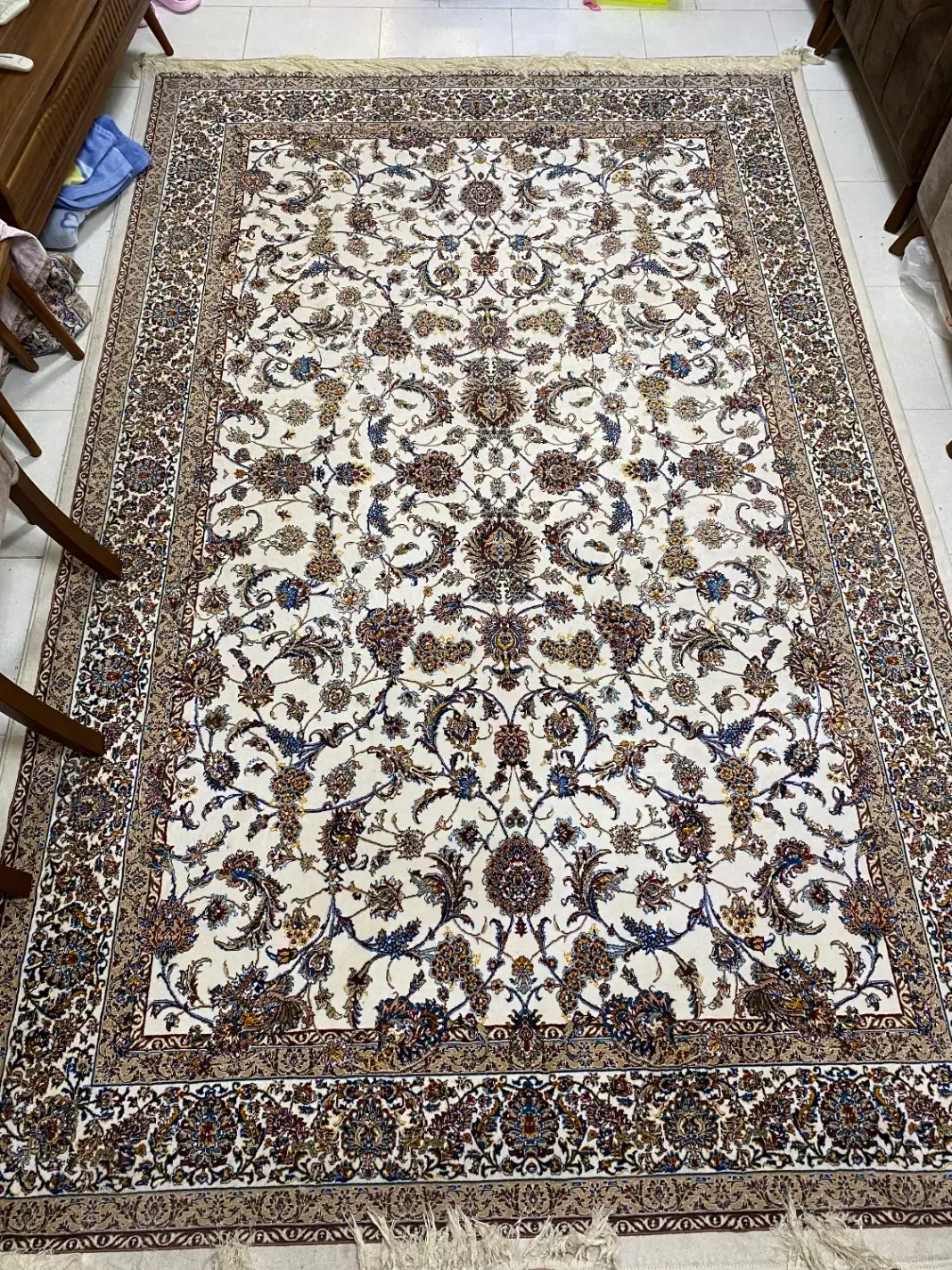 فرش کاملا سالم و تمیز طرح باغ بهشت|فرش|رشت, چمارسرا|دیوار