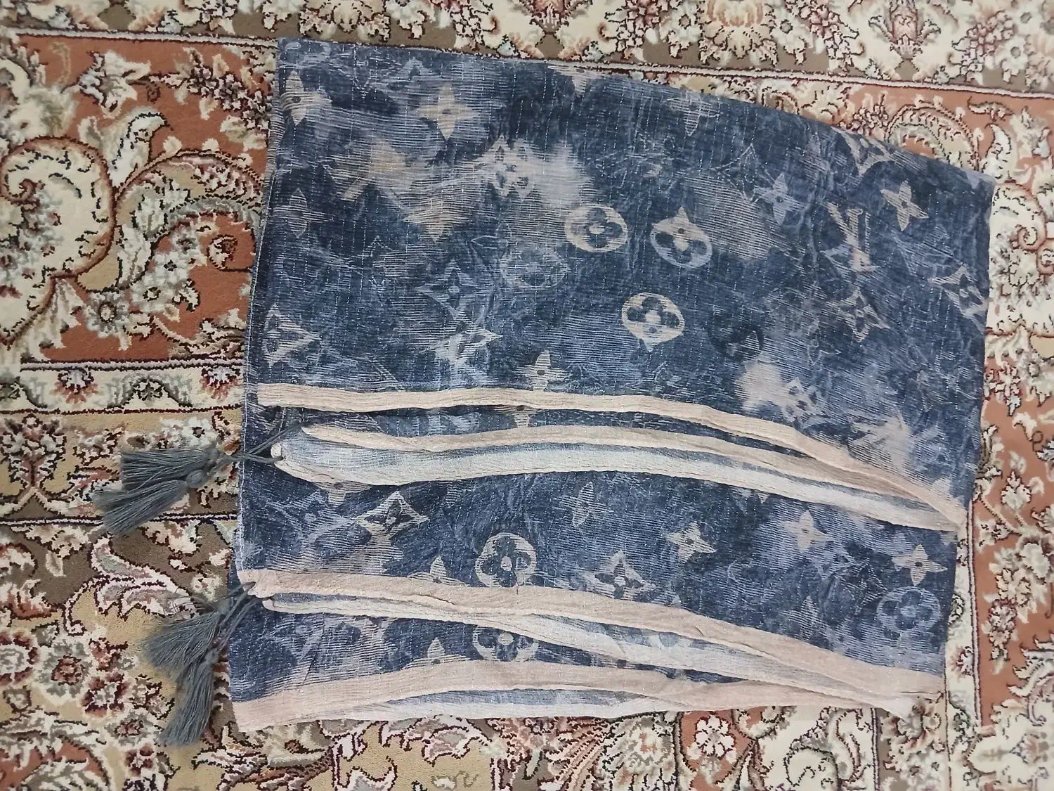 مانتوسوییت مخمل وشال پلیسه کشمیری|لباس|شیراز, شهرک سراج|دیوار