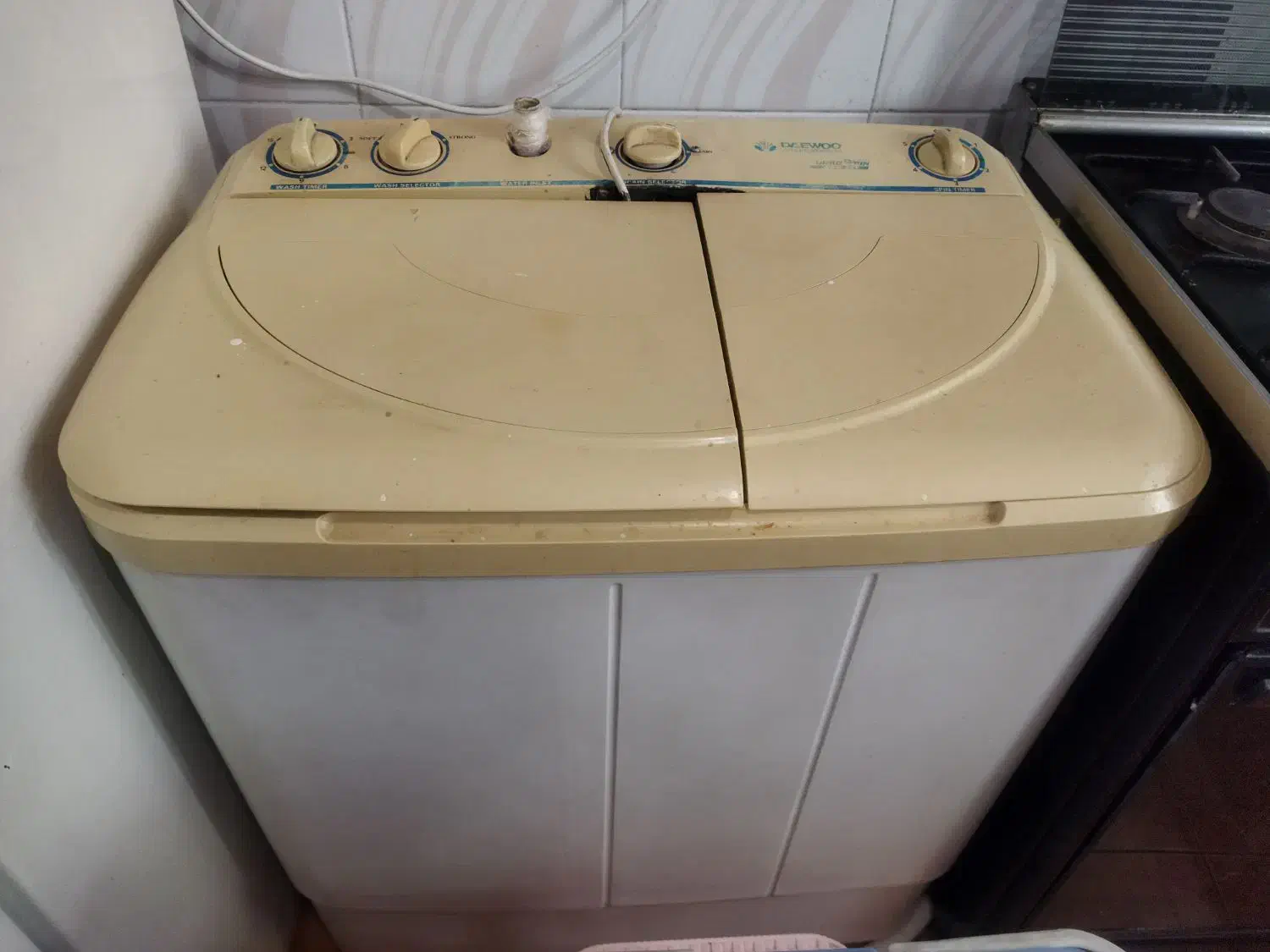 لباسشویی دو قلو دوو|ماشین لباسشویی و خشک‌کن لباس|بروجرد, |دیوار