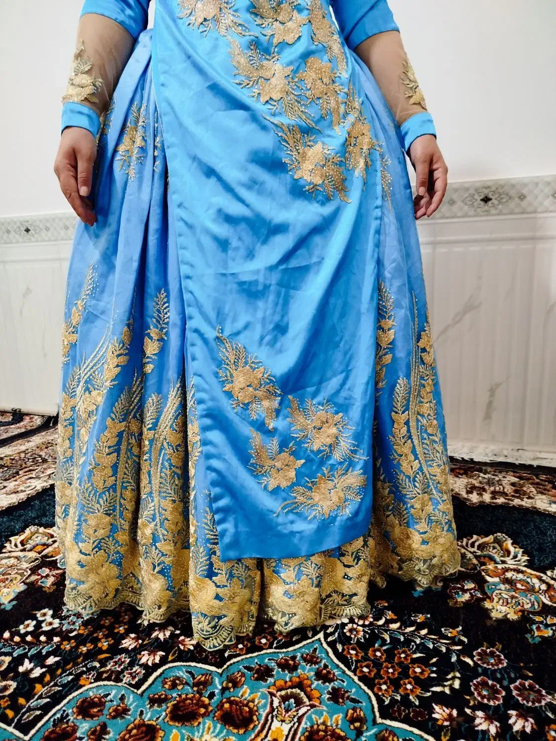 لباس محلی فروشی|لباس|کازرون, |دیوار