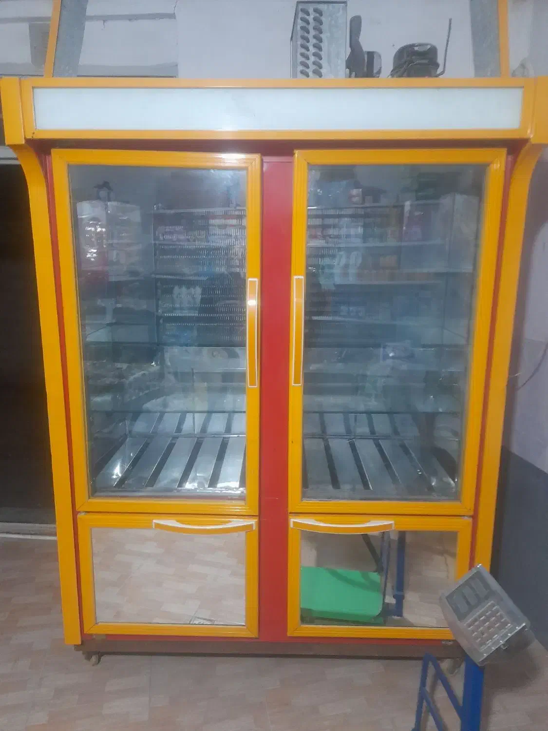 یخچال|فروشگاه و مغازه|منجوان, |دیوار