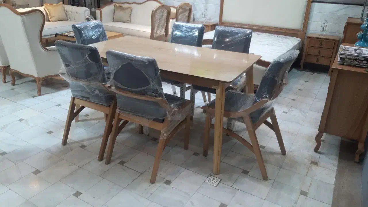 میز ناهارخوری ۶نفره|میز و صندلی غذاخوری|قم, نخودی|دیوار