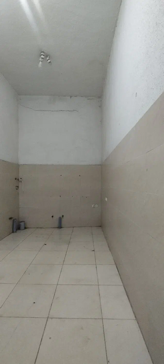 اجاره مغازه ۱۷ متر حمیدیان رزمندگان براصلی|اجارهٔ مغازه و غرفه|رشت, حمیدیان|دیوار