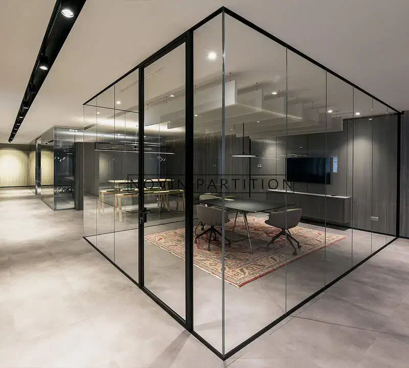 ۱۵۰متر تجاری قلب فردوس شرق مناسب برندها|اجارهٔ مغازه و غرفه|تهران, صادقیه|دیوار