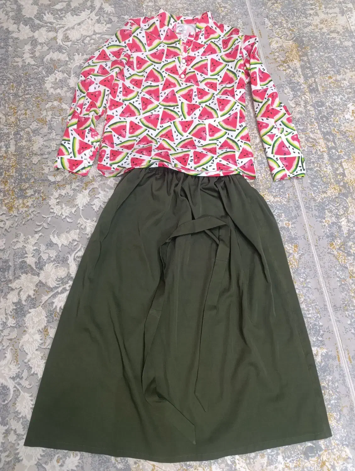 لباس|لباس|رباطکریم, نصیرشهر|دیوار