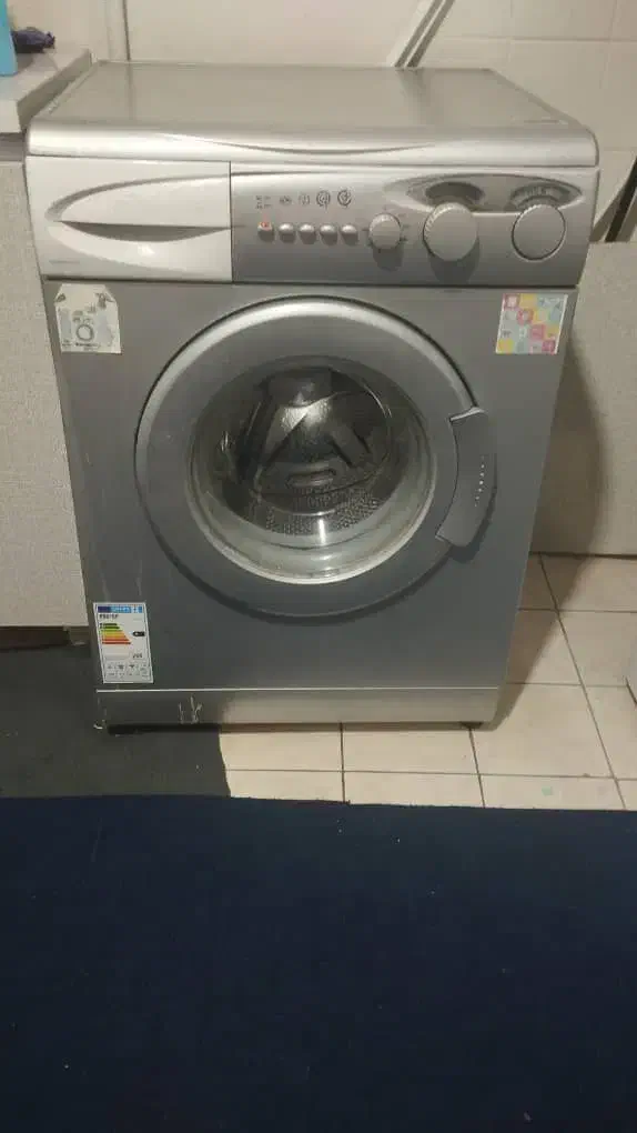 ماشین لباسشویی|ماشین لباسشویی و خشککن لباس|تهران, میدان ولیعصر|دیوار