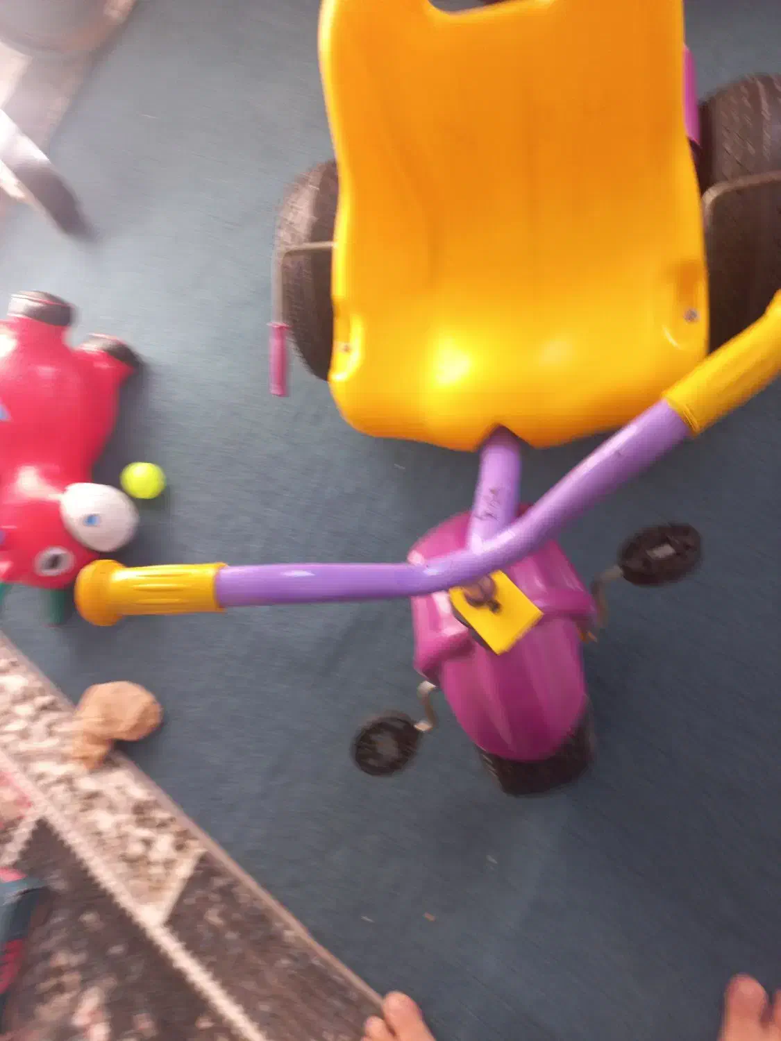 سه چرخه|اسباب‌بازی بچه|مسجد سلیمان, |دیوار