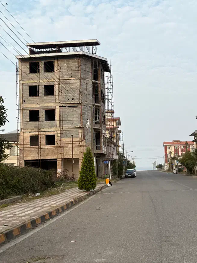 پیش فروش واحد مسکونی مشرف به دریا|پیشفروش املاک|لاهیجان, کوی آزادگان|دیوار