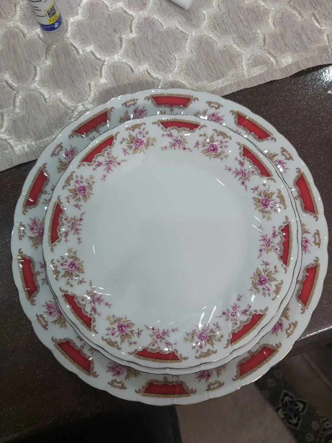 چینی|ظروف سرو و پذیرایی|آمل, |دیوار