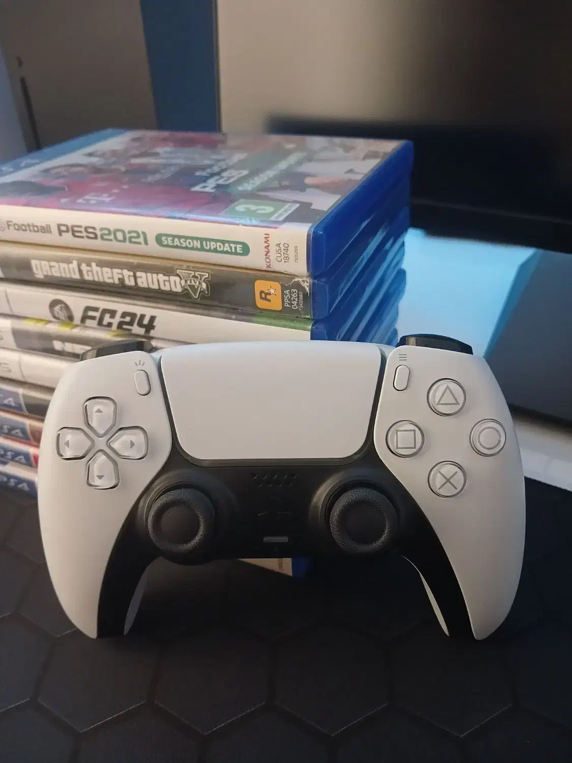 دسته و دیسک بازی ps5 ps4|کنسول، بازی ویدئویی و آنلاین|تهران, آذری|دیوار