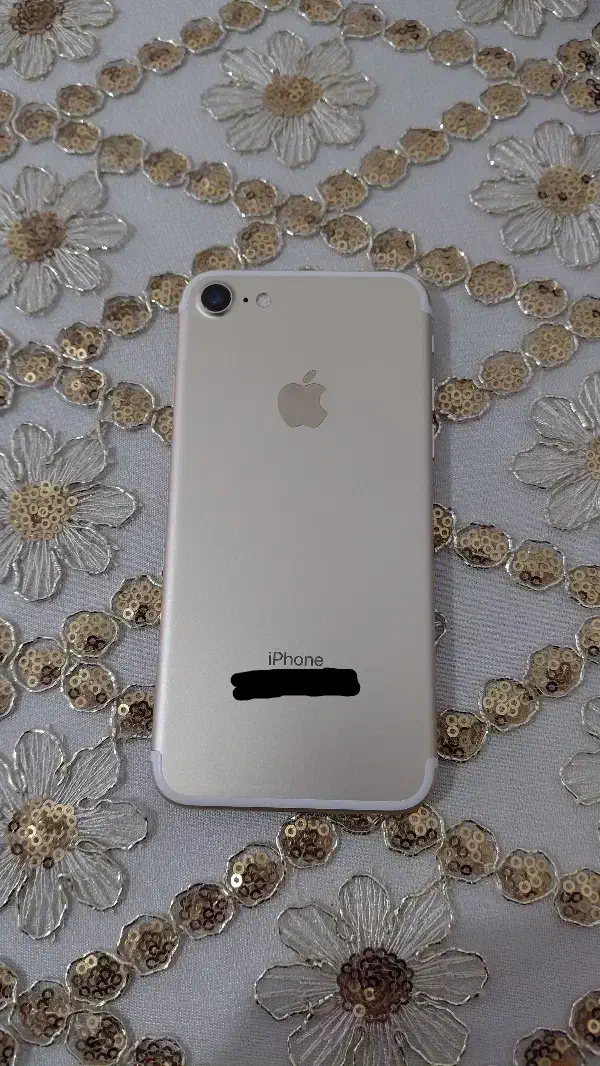 آیفون ۷ حافظه ۱۲۸ گیگ(طلایی)|موبایل|کرمانشاه, |دیوار