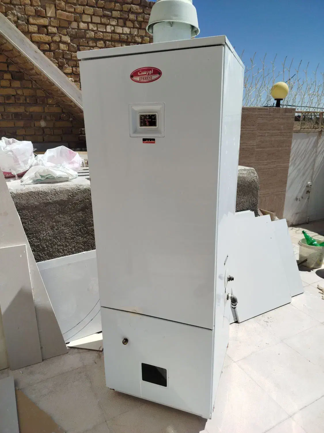 آبگرم کن مخزنی 220 لیتری|آبگرمکن، پکیج، شوفاژ|تربتحیدریه, ابوذر|دیوار