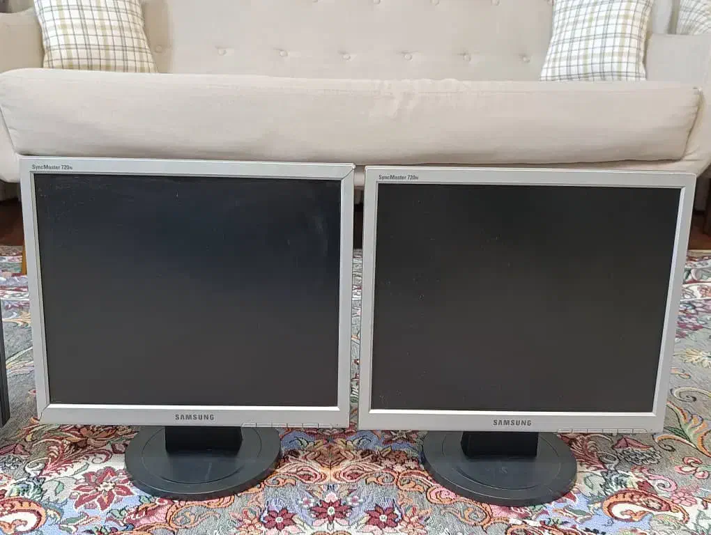 ۵ عدد مانیتور LG و SAMSUNG|قطعات و لوازم جانبی رایانه|نسیمشهر, |دیوار