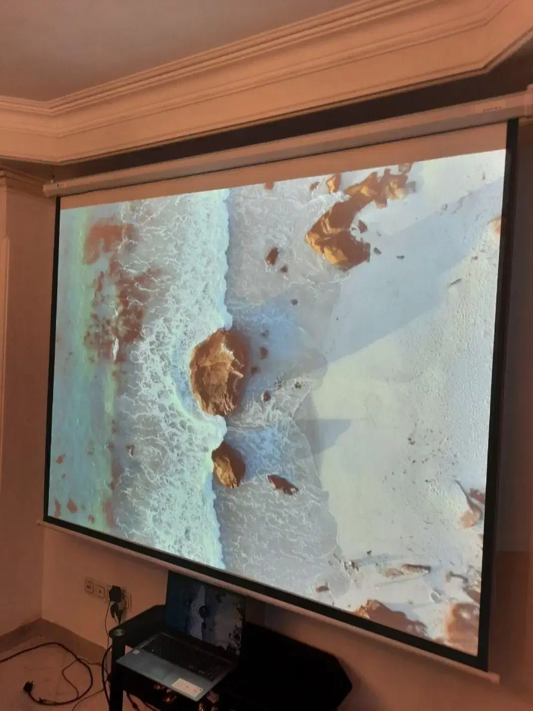 ویدیو پروژکتور/پخش اسلاید در مدارس/تعمیرات تخصصی|تلویزیون و پروژکتور|کرمان, |دیوار